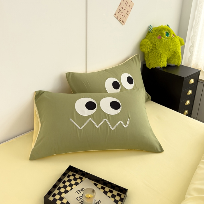 91家纺网 家纺一手货源 找家纺 曼谷 贴布绣四件套小怪兽柔软磨毛床上用品水洗棉套件 小怪兽-奶绿芝士