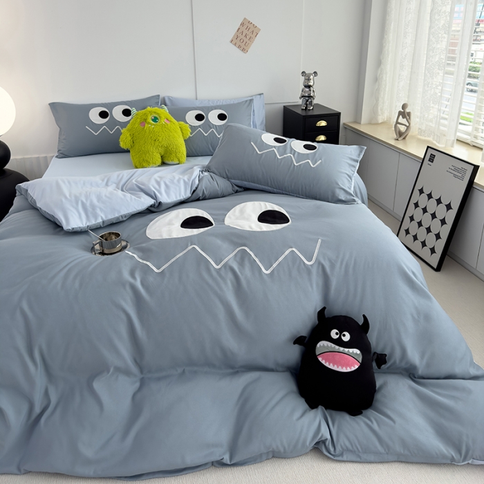 91家纺网 家纺一手货源 找家纺 曼谷 贴布绣四件套小怪兽柔软磨毛床上用品水洗棉套件 小怪兽-雾霾蓝