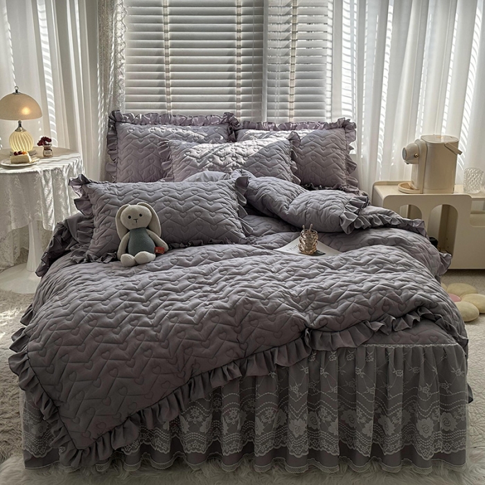 91家纺网 家纺一手货源 找家纺 宜凡家纺 2023新款云朵棉床笠式床裙四件套 星月灰