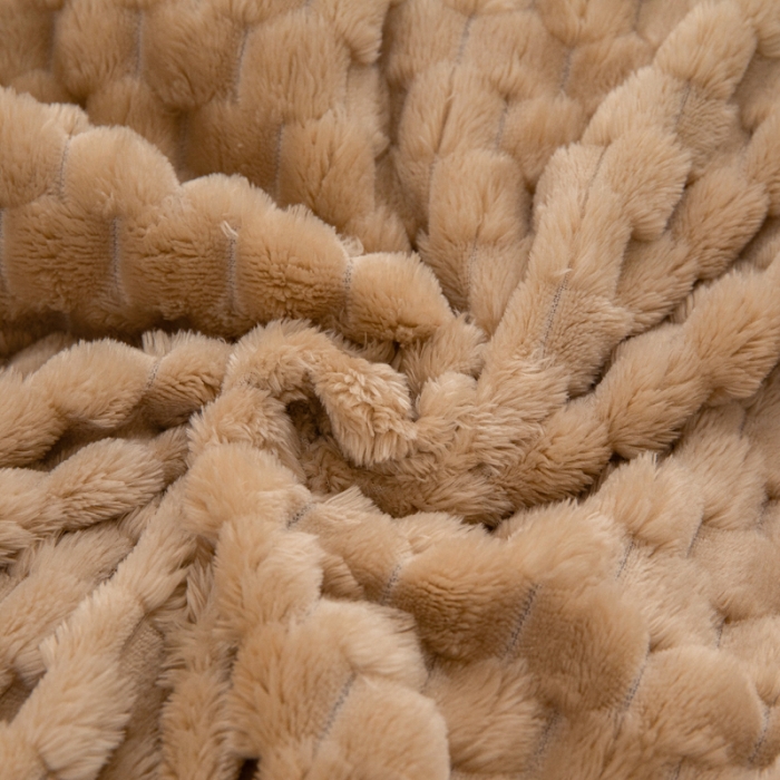 91家纺网 家纺一手货源 找家纺 卡琪曼 2023新款金龟绒毯子毛毯盖毯 驼色