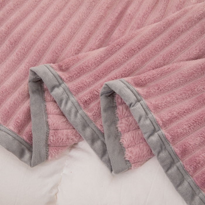 91家纺网 家纺一手货源 找家纺 卡琪曼 2023新款魔法绒毯子毛毯盖毯 豆沙