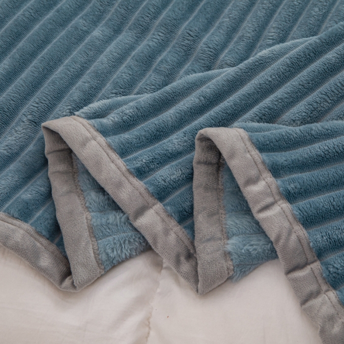 91家纺网 家纺一手货源 找家纺 卡琪曼 2023新款魔法绒毯子毛毯盖毯 灰蓝