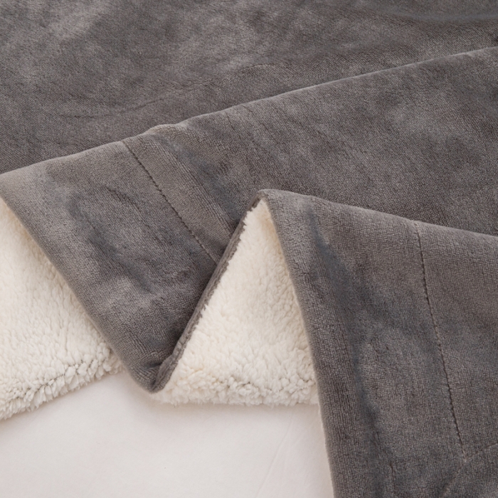 91家纺网 家纺一手货源 找家纺 卡琪曼 2022双面法兰绒羊羔绒毛毯办公室午睡盖毯子深灰（白羊羔绒）