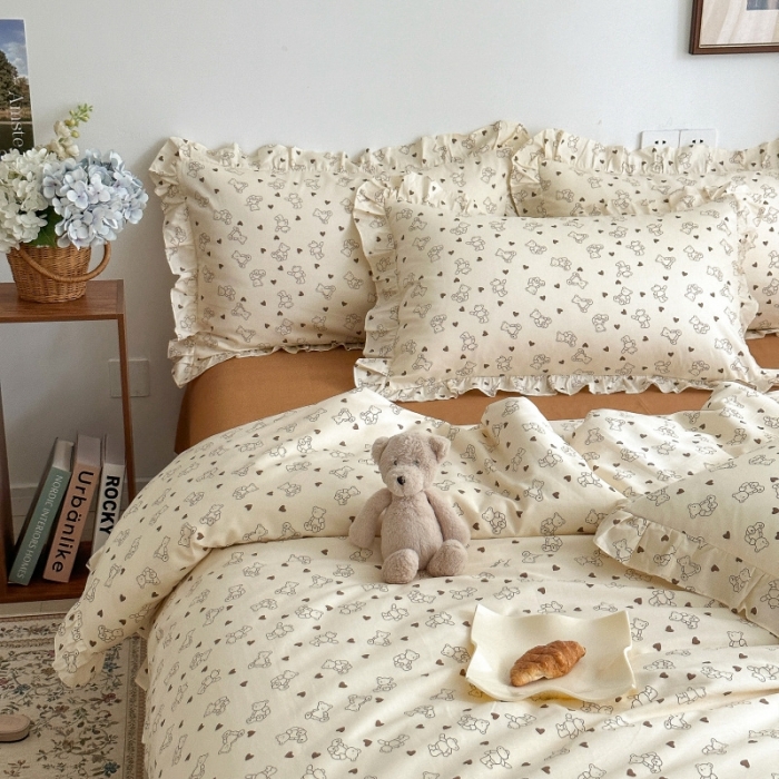 91家纺网 家纺一手货源 找家纺 棉生活 2025新款洛丽塔花边款全棉四件套 贝贝熊