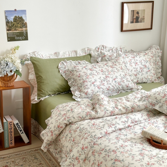 91家纺网 家纺一手货源 找家纺 棉生活 2025新款洛丽塔花边款全棉四件套 典雅花开