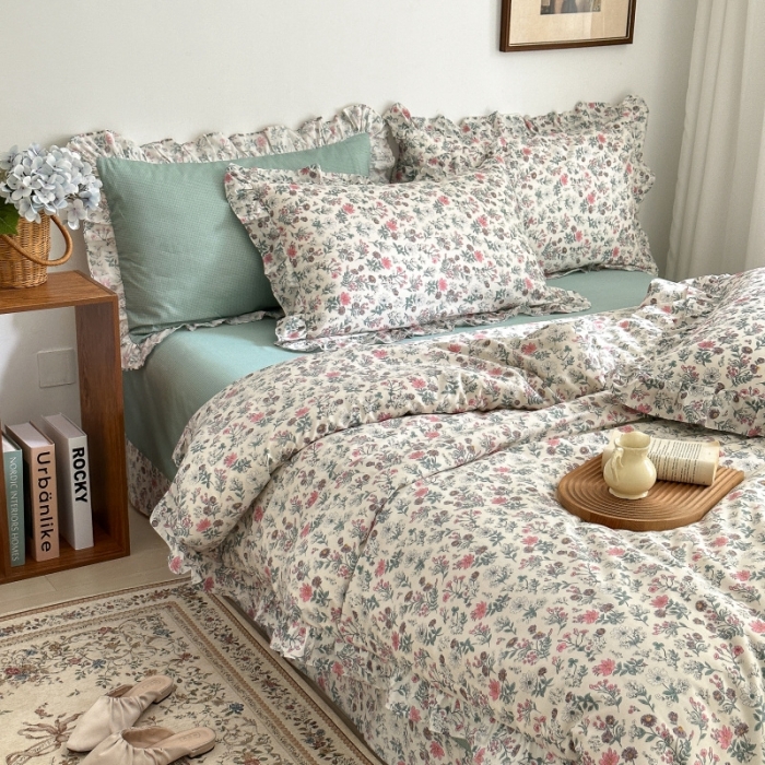 91家纺网 家纺一手货源 找家纺 棉生活 2025新款洛丽塔花边款全棉四件套 花田妙语