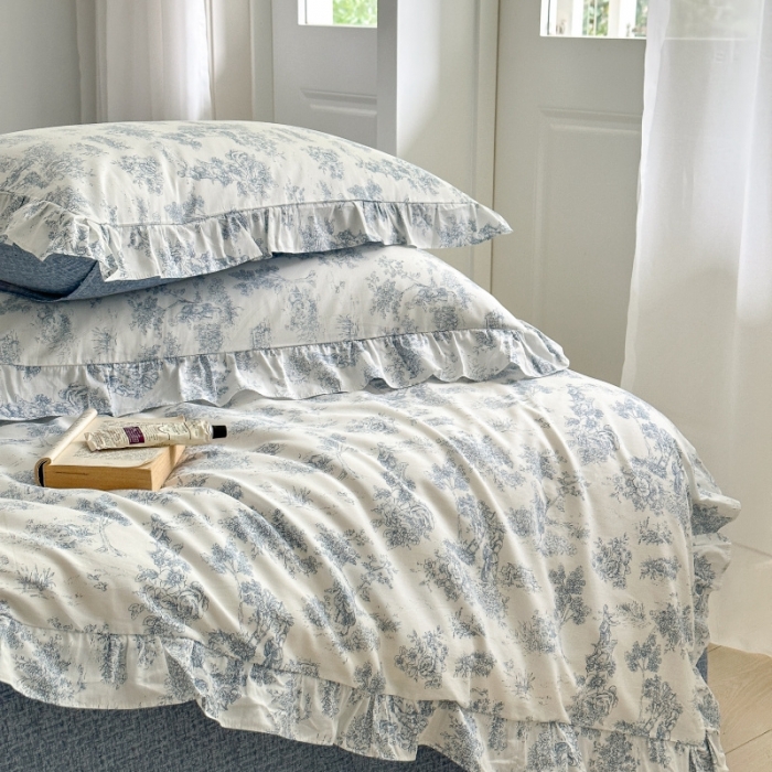 91家纺网 家纺一手货源 找家纺 棉生活 2025新款洛丽塔花边款全棉四件套 挪威风情蓝