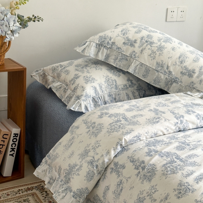 91家纺网 家纺一手货源 找家纺 棉生活 2025新款洛丽塔花边款全棉四件套 挪威风情蓝