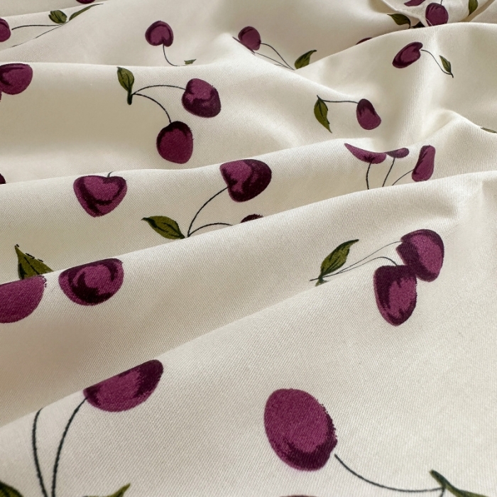 91家纺网 家纺一手货源 找家纺 棉生活 2025新款洛丽塔花边款全棉四件套 樱桃季-紫