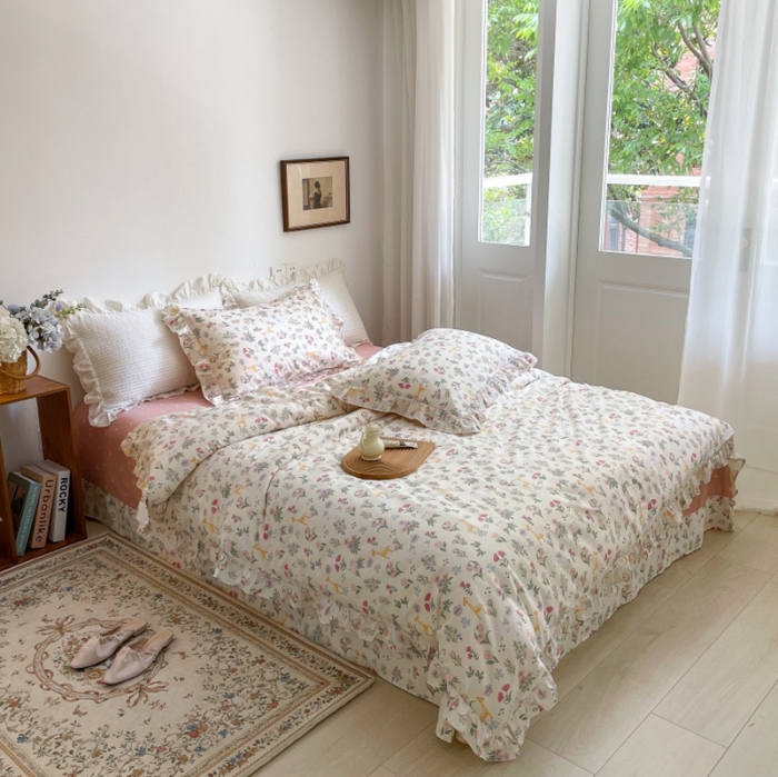91家纺网 家纺一手货源 找家纺 棉生活 2025新款洛丽塔花边款全棉四件套 又见花开