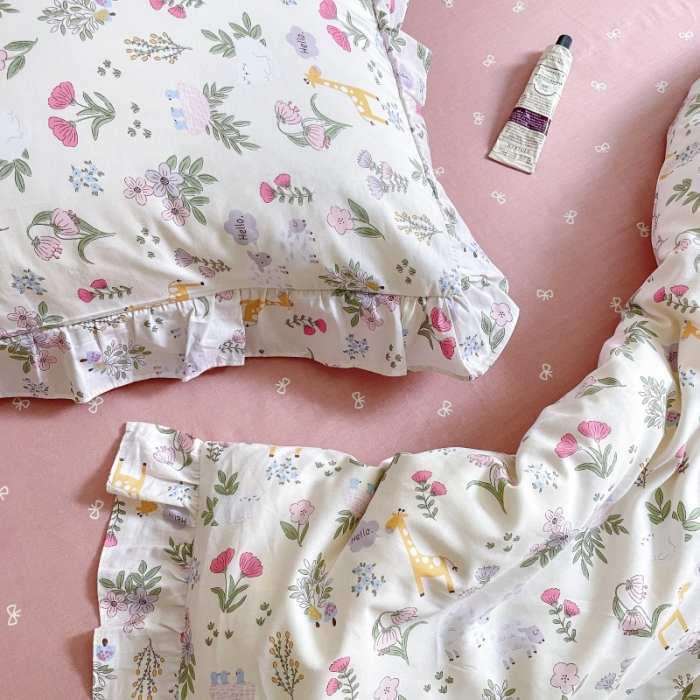 91家纺网 家纺一手货源 找家纺 棉生活 2025新款洛丽塔花边款全棉四件套 又见花开