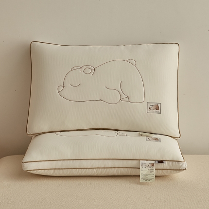 91家纺网 家纺一手货源 找家纺 （总）乐可 2023新款憨憨熊乳胶枕 枕头枕芯