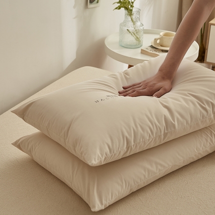 91家纺网 家纺一手货源 找家纺 （总）乐可 2023新款A类原棉棉花枕 枕头枕芯