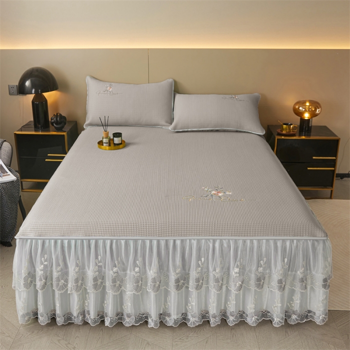 91家纺网 家纺一手货源 找家纺 恒爱 2023 刺绣华夫格床裙三件套 太空灰（床裙款）