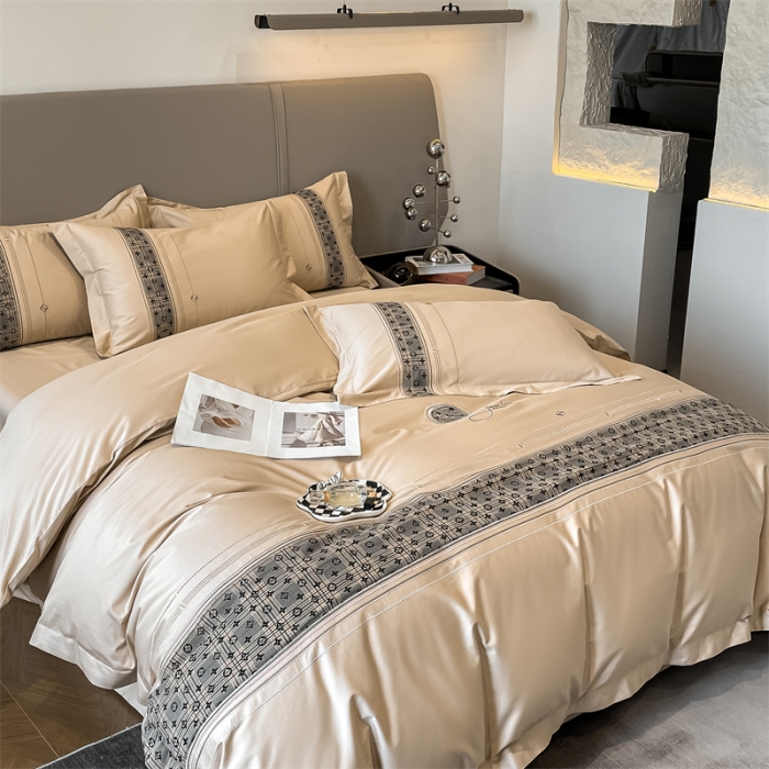 91家纺网 家纺一手货源 找家纺 魅都100长绒棉简约轻奢贴布绣四件套-莫西卡 莫西卡-香槟金