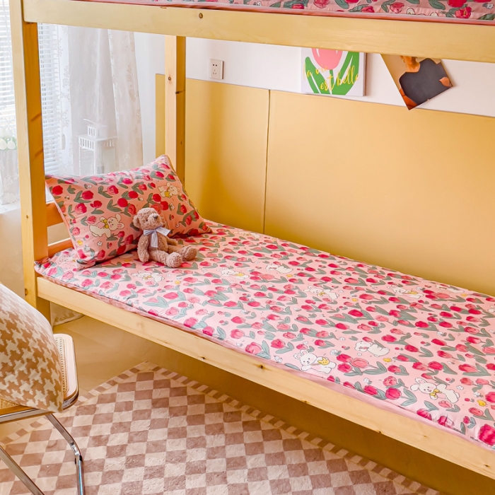 91家纺网 家纺一手货源 找家纺 金丝鸟 2023新款全棉加水晶绒棉加绒床垫套 馥郁