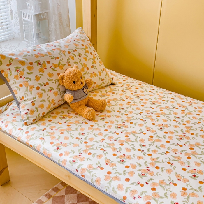 91家纺网 家纺一手货源 找家纺 金丝鸟 2023新款全棉加水晶绒棉加绒床垫套 花千朵