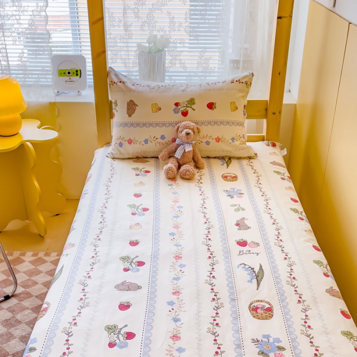 91家纺网 家纺一手货源 找家纺 金丝鸟 2023新款全棉加水晶绒棉加绒床垫套 蓝色花园