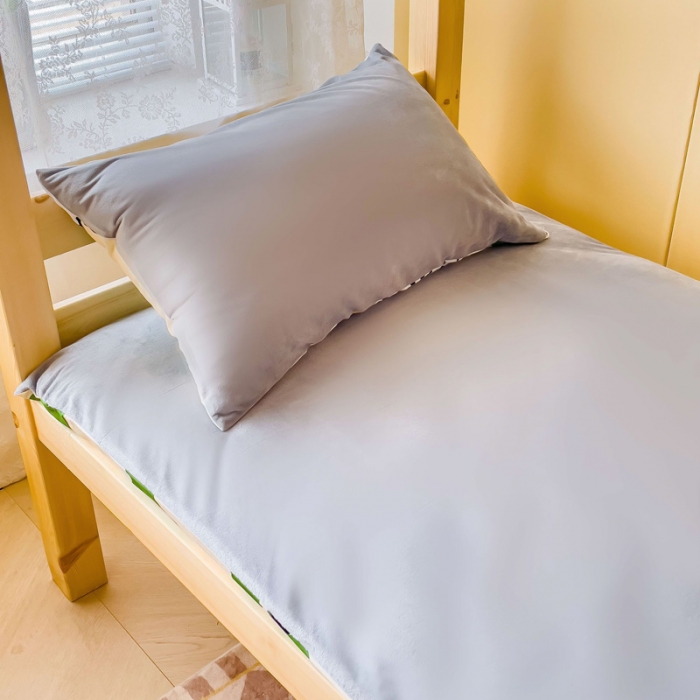 91家纺网 家纺一手货源 找家纺 金丝鸟 2023新款全棉加水晶绒棉加绒床垫套 乐乐狗