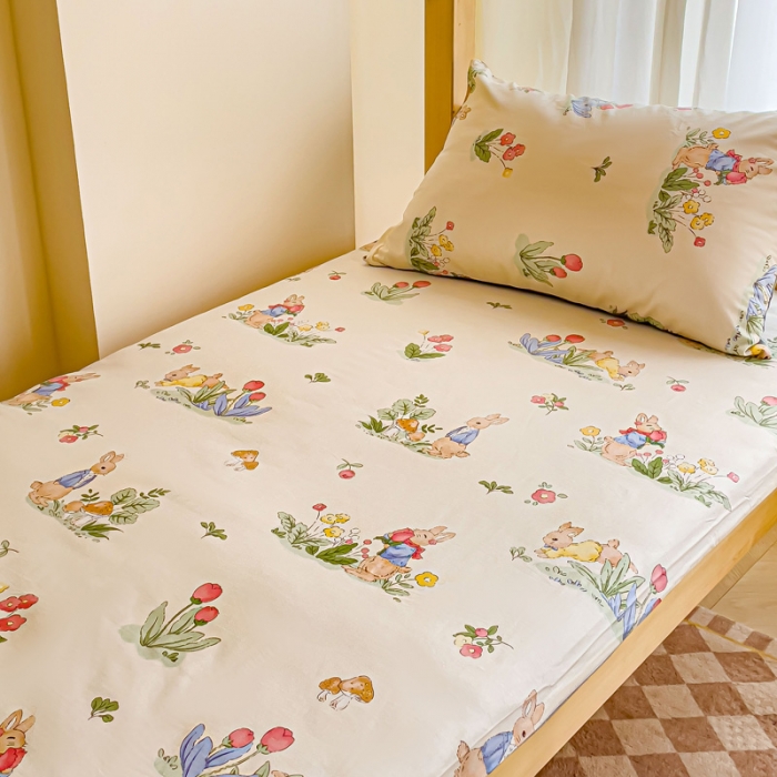 91家纺网 家纺一手货源 找家纺 金丝鸟 2023新款全棉加水晶绒棉加绒床垫套 温馨小兔