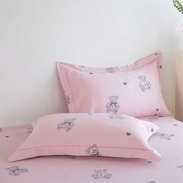 91家纺网 家纺一手货源 找家纺 首爱 2025新款原棉老粗布床单款三件套 乖乖熊—粉