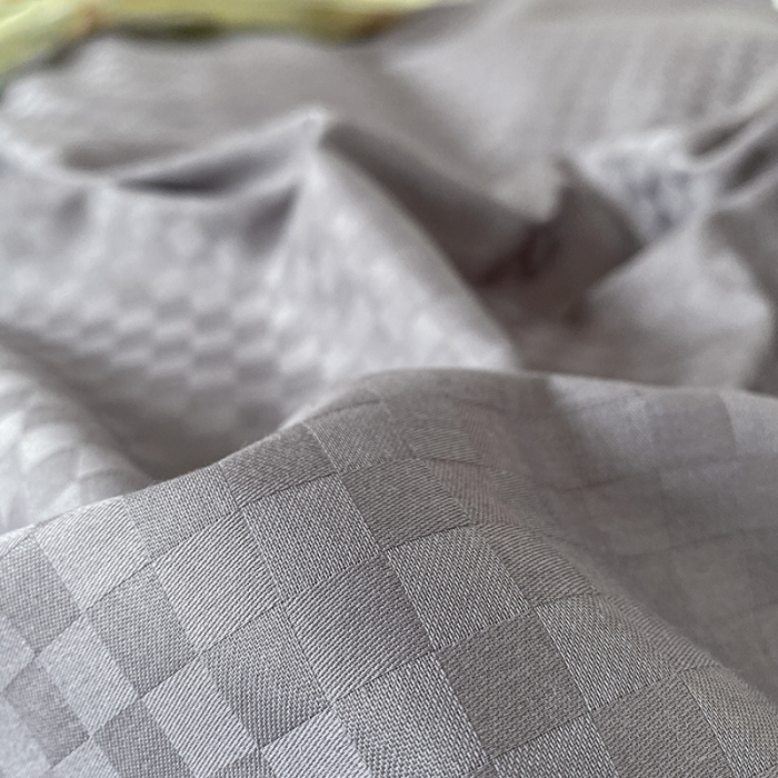 91家纺网 家纺一手货源 找家纺 涵宸家纺 2023新款全棉提花菲比系列四件套 菲比-高级灰