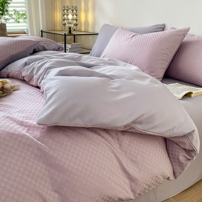 91家纺网 家纺一手货源 找家纺 涵宸家纺 2023新款全棉提花菲比系列四件套 菲比-曼越紫