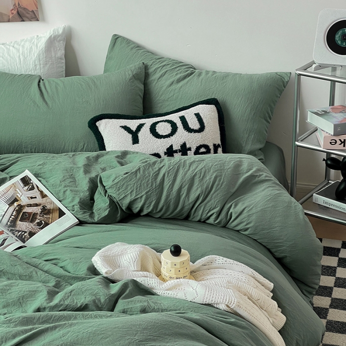 91家纺网 家纺一手货源 找家纺 水墨江南 2023新款超柔水洗棉简约纯色四件套 暗夜绿