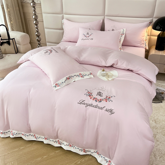 91家纺网 家纺一手货源 找家纺 易辰美 2024新款A类高克重水洗磨毛云柔棉刺绣四件套 少女粉