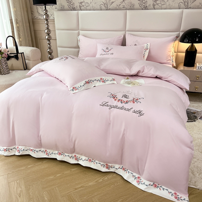 91家纺网 家纺一手货源 找家纺 易辰美 2024新款A类高克重水洗磨毛云柔棉刺绣四件套 少女粉