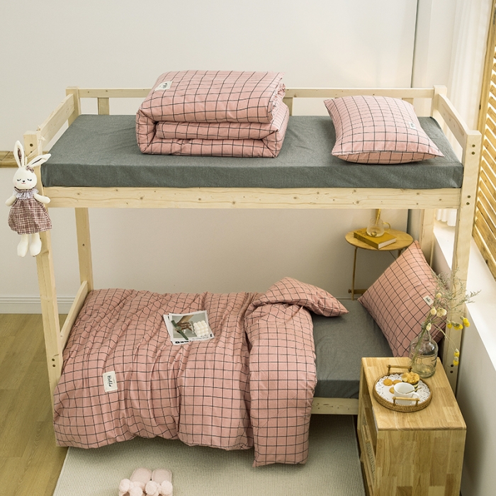 91家纺网 家纺一手货源 找家纺 柠萌 2025新款A类全棉色织水洗棉学生宿舍上下铺全棉三件套 格纹豆沙