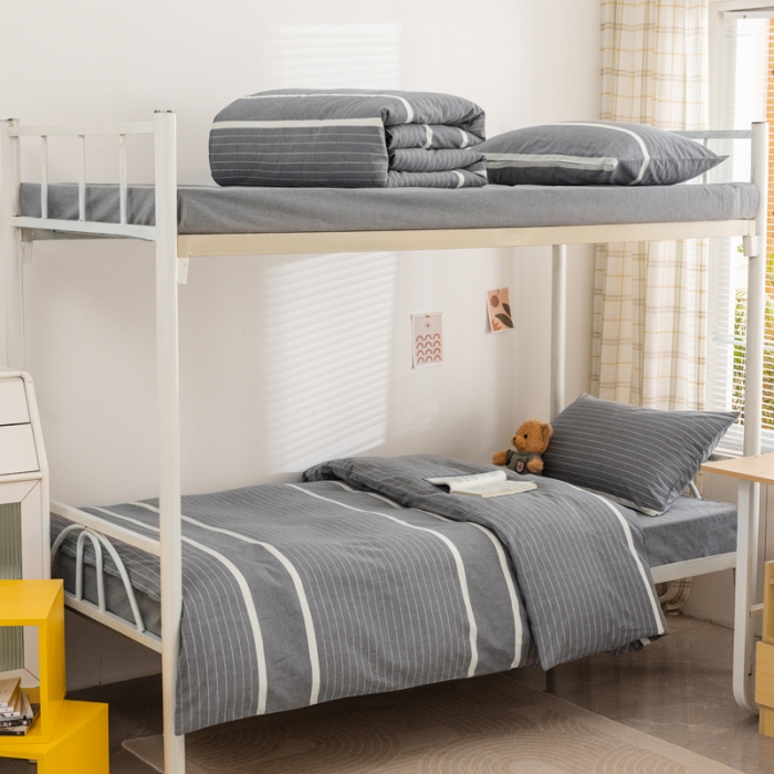 91家纺网 家纺一手货源 找家纺 柠萌 2025新款A类全棉色织水洗棉学生宿舍上下铺全棉三件套 灰白条