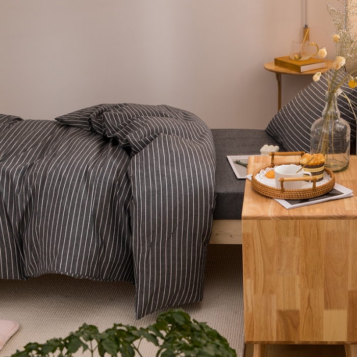 91家纺网 家纺一手货源 找家纺 柠萌 2025新款A类全棉色织水洗棉学生宿舍上下铺全棉三件套 中条纹深灰