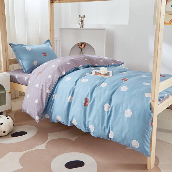 91家纺网 家纺一手货源 找家纺 晶缦家纺 2023新款全棉13372印花三件套 波点风尚兰