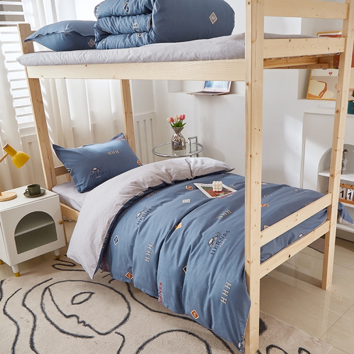 91家纺网 家纺一手货源 找家纺 晶缦家纺 2023新款全棉13372印花三件套 卡尔夫蓝