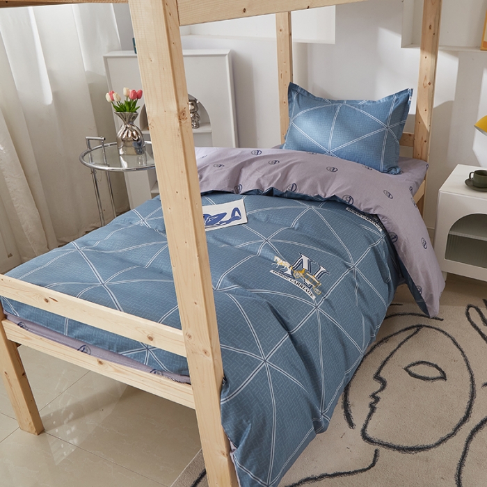 91家纺网 家纺一手货源 找家纺 晶缦家纺 2023新款全棉13372印花三件套 卡菲洛蓝