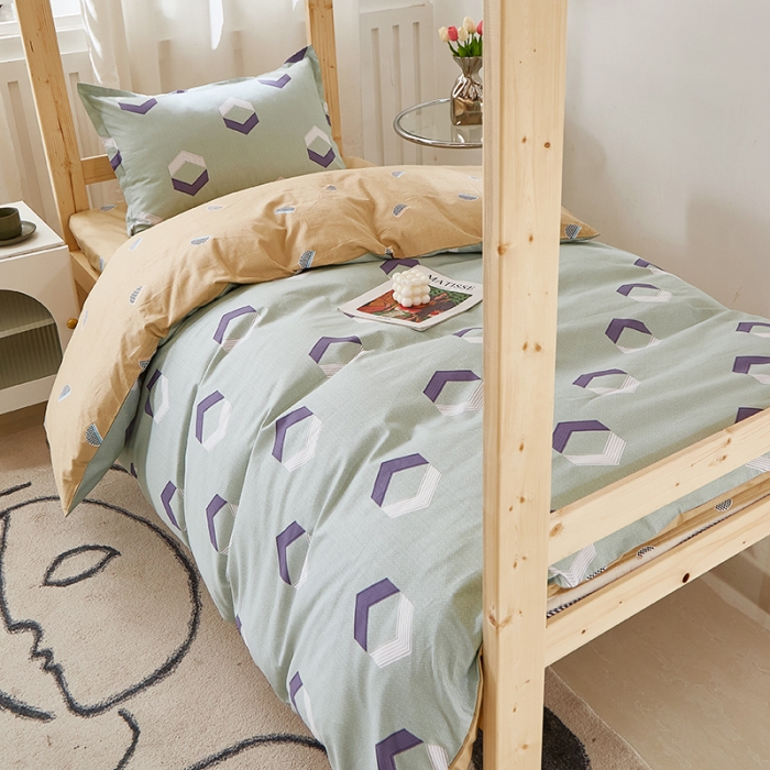 91家纺网 家纺一手货源 找家纺 晶缦家纺 2023新款全棉13372印花三件套 平行空间绿