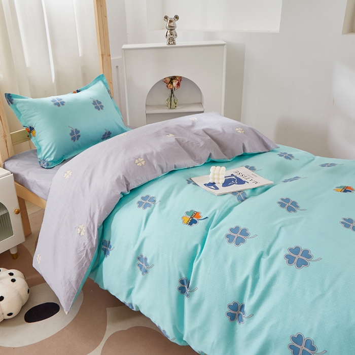 91家纺网 家纺一手货源 找家纺 晶缦家纺 2023新款全棉13372印花三件套 四叶草蓝