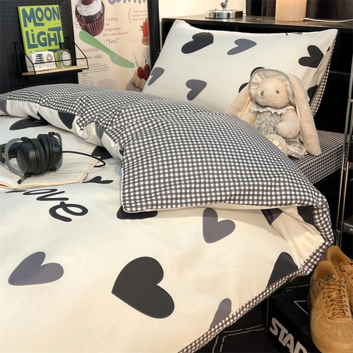 91家纺网 家纺一手货源 找家纺 HL原创 2023新款学生季宿舍套件三件套 爱心LOVE
