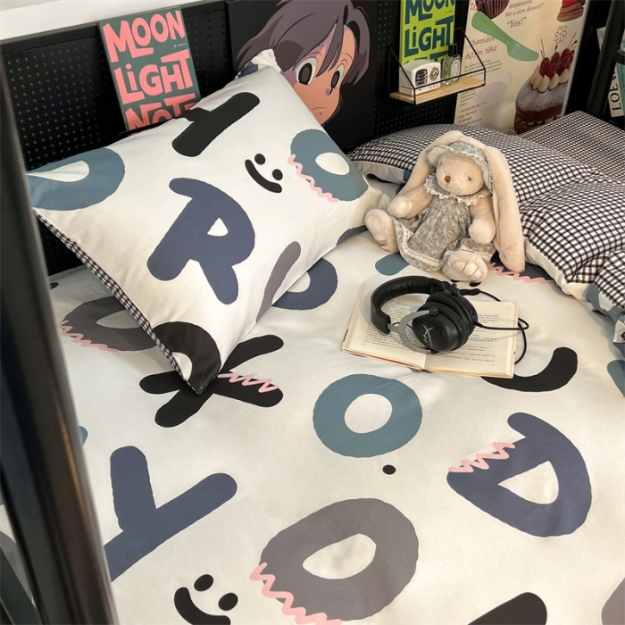 91家纺网 家纺一手货源 找家纺 HL原创 2023新款学生季宿舍套件三件套 格子字母