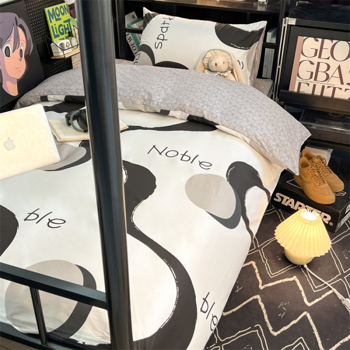 91家纺网 家纺一手货源 找家纺 HL原创 2023新款学生季宿舍套件三件套 简爱