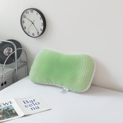 91家纺网 家纺一手货源 找家纺 露函 2023新款TPE果胶猫2肚凉感舒压羽丝绒枕 绿色