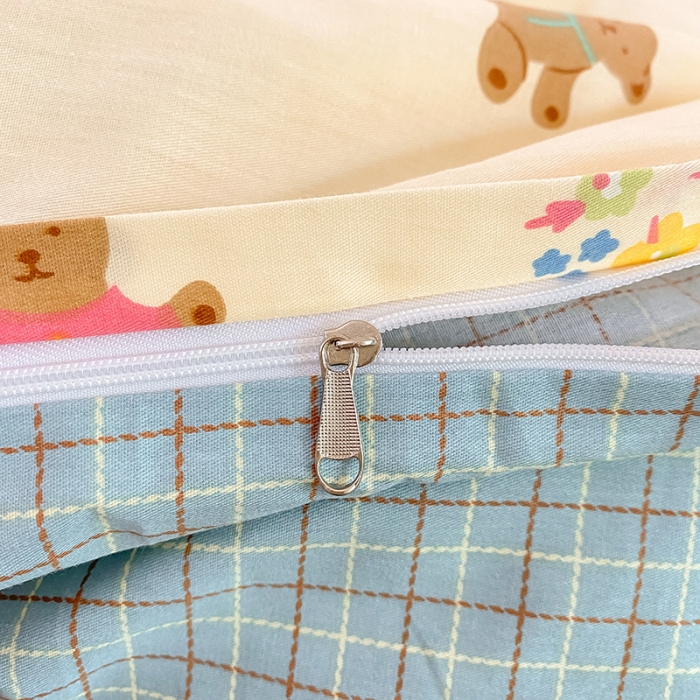 91家纺网 家纺一手货源 找家纺 桃子 2023新款ins小清新碎花卡通纯棉系列四件套 棉-饼干熊