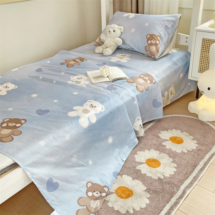 91家纺网 家纺一手货源 找家纺 名兮 2023新款全棉学生上下铺床单 抱抱熊