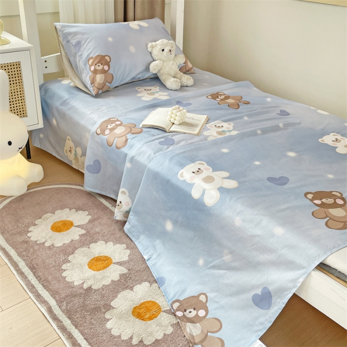 91家纺网 家纺一手货源 找家纺 名兮 2023新款全棉学生上下铺床单 抱抱熊