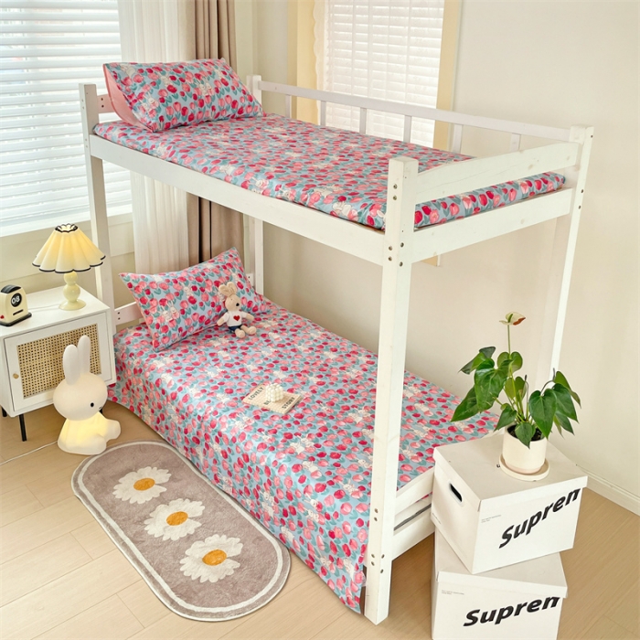 91家纺网 家纺一手货源 找家纺 名兮 2023新款全棉学生上下铺床单 秘密花园