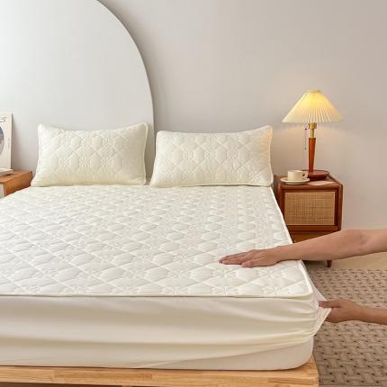 91家纺网 家纺一手货源 找家纺 丝涟 2023新款A类水洗亲肤棉防水防污床笠 月光白