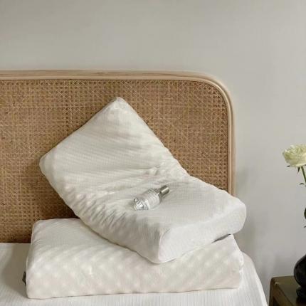 91家纺网 家纺一手货源 找家纺 （总）2024新款泰国进口天然乳胶枕护颈椎枕芯成人狼牙学生宿舍颗粒按摩枕