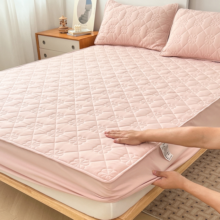 91家纺网 家纺一手货源 找家纺 丝涟 2023新款A类水洗亲肤棉防水防污床笠 樱花粉