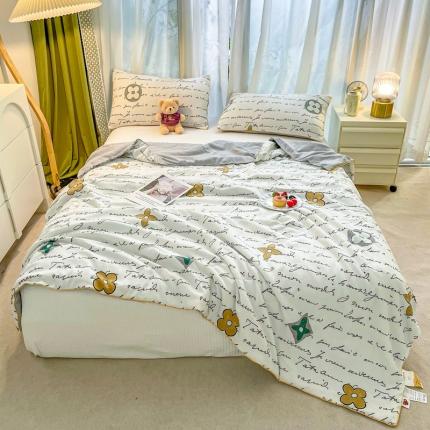 91家纺网 家纺一手货源 找家纺 仟网汇 2023新款小清新滚边水洗皱皱布亲肤大豆夏被印花单夏被 留声灰